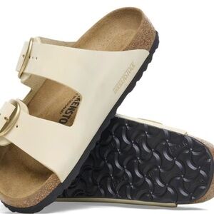 Birkenstock Arizona Big Buckle
Nubuck Leather - Ecru NWOB